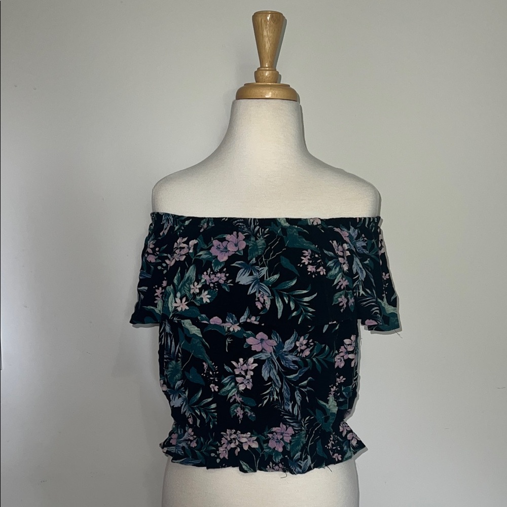 American Eagle Outfitters Black Floral Off-Shoulder Blouse